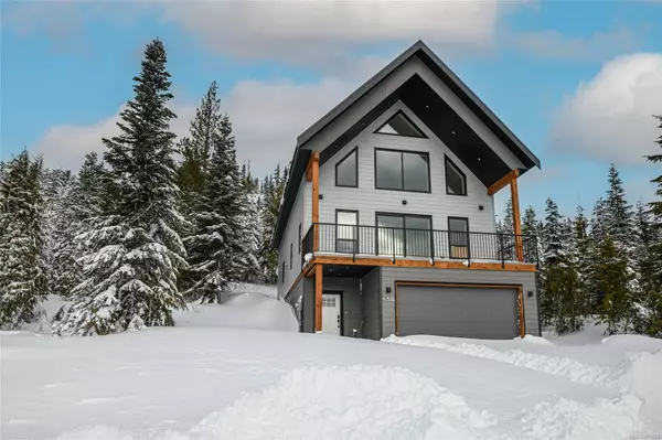 650 Arrowsmith Ridge, Courtenay, BC V0P 1N0