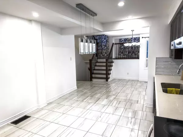 Brampton, ON L6V 3T5,369 Hansen RD #Upper