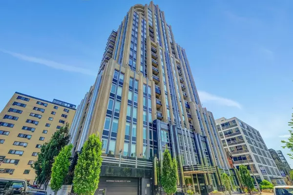 Ottawa Centre, ON K2P 1E1,108 Lisgar ST #305