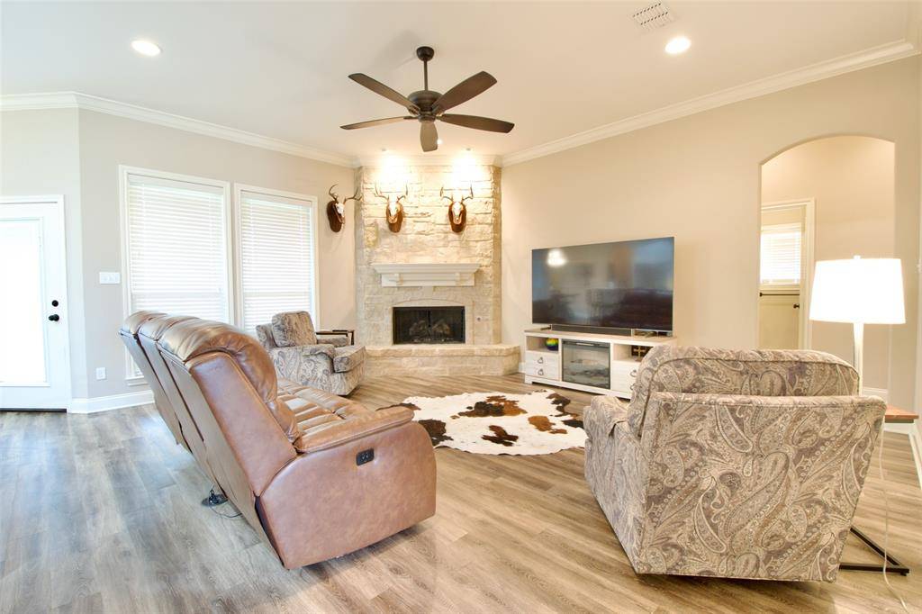 Mcgregor, TX 76657,225 Desert Sky Drive