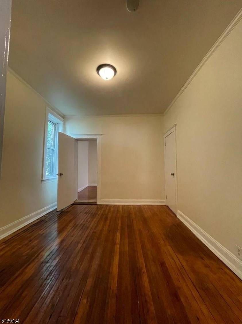 Newark City, NJ 07106,132 Telford St #1