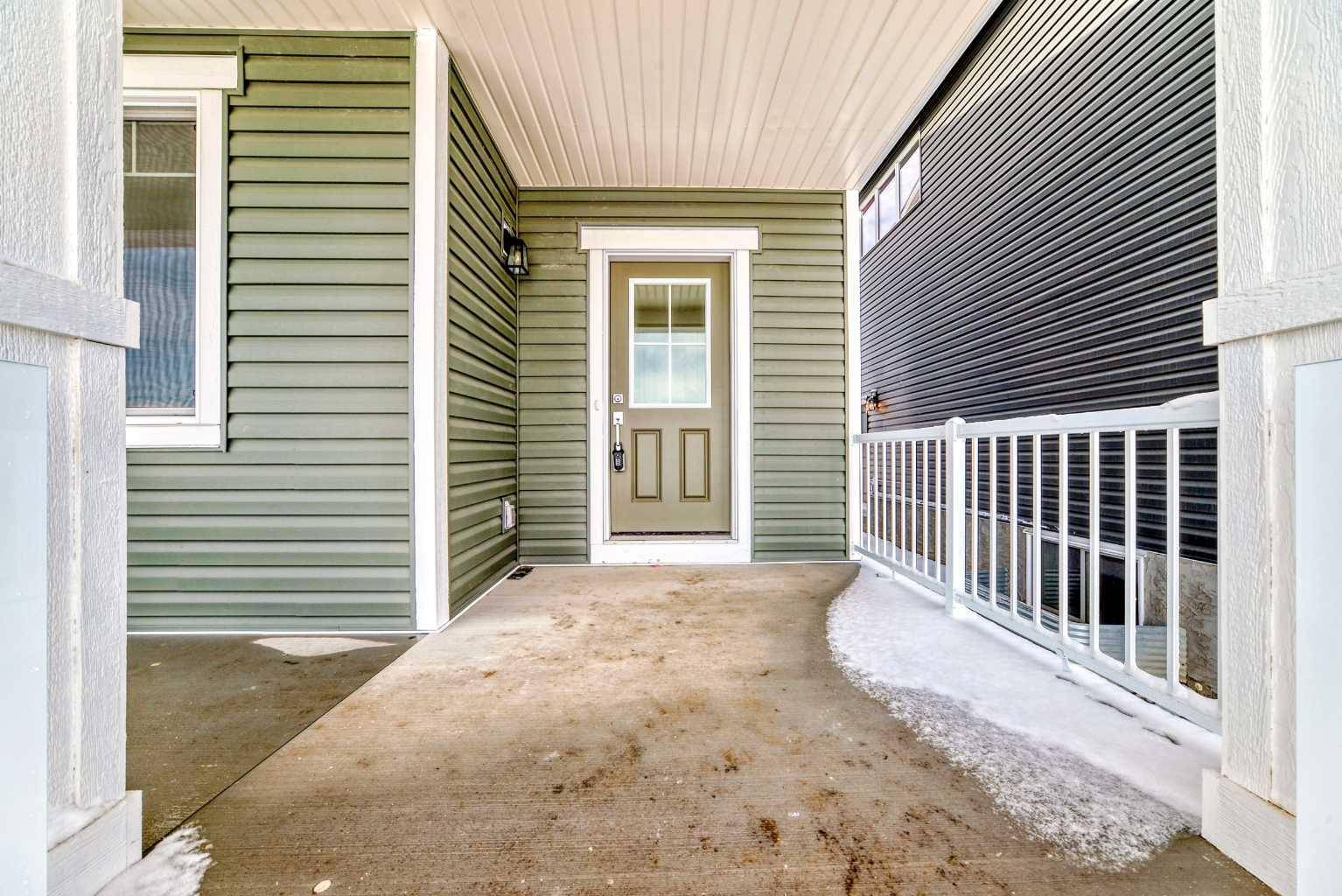 Airdrie, AB T4B5M4,529 Bayview ST