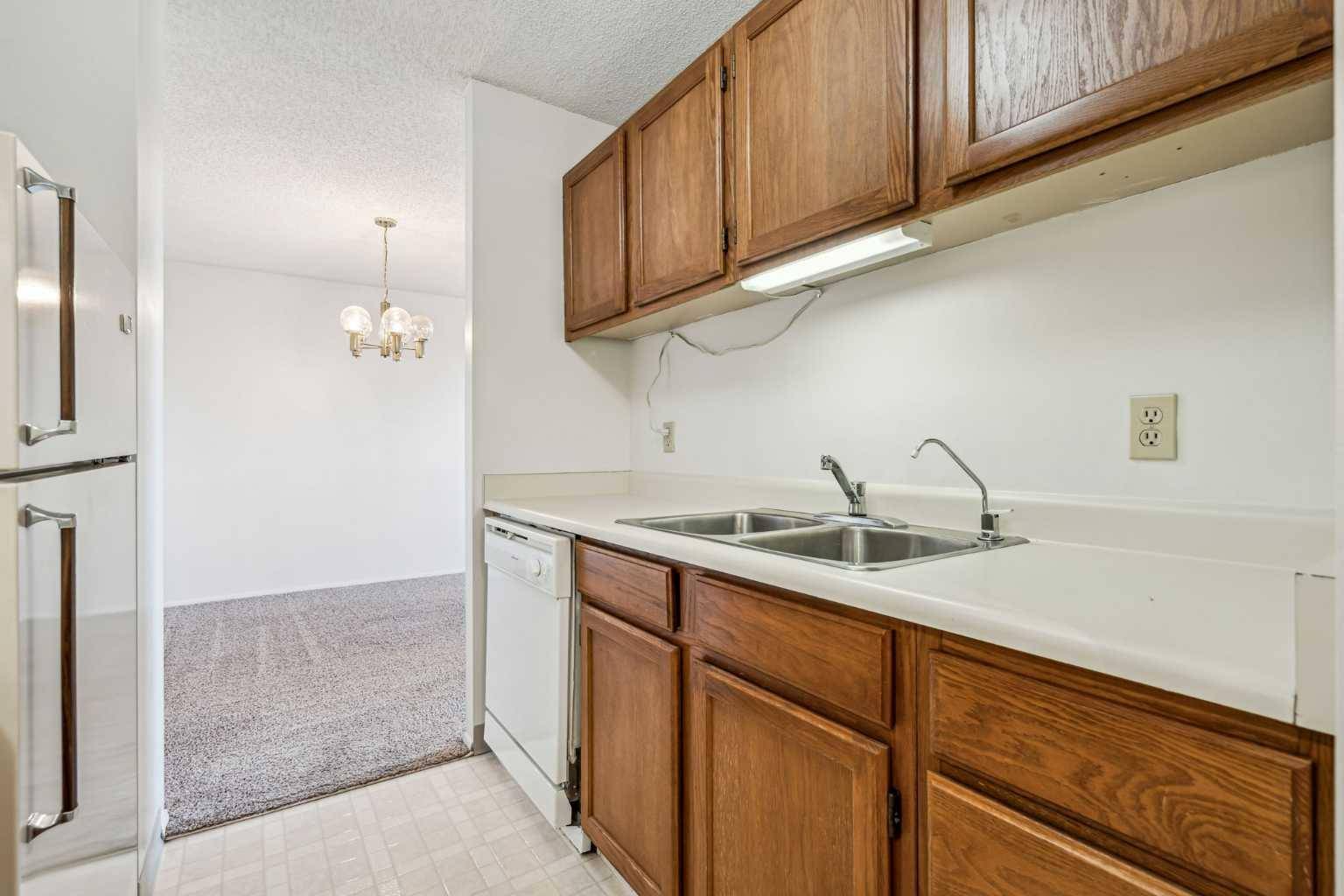 Calgary, AB T2R 0N7,924 14 AVE Southwest #1609