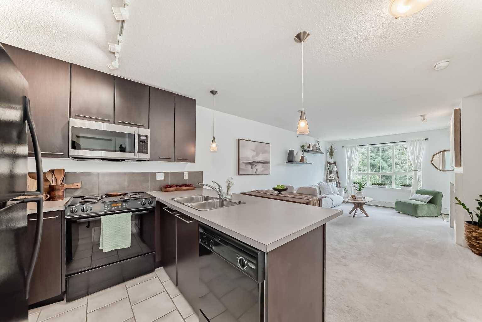 Calgary, AB T3E 7N9,35 Richard CT Southwest #422
