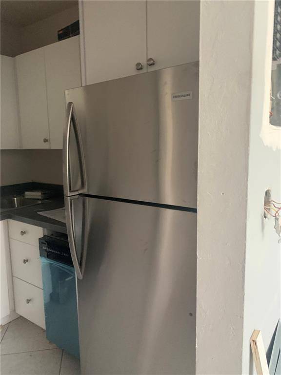 Pompano Beach, FL 33060,270 S CYPRESS RD #208