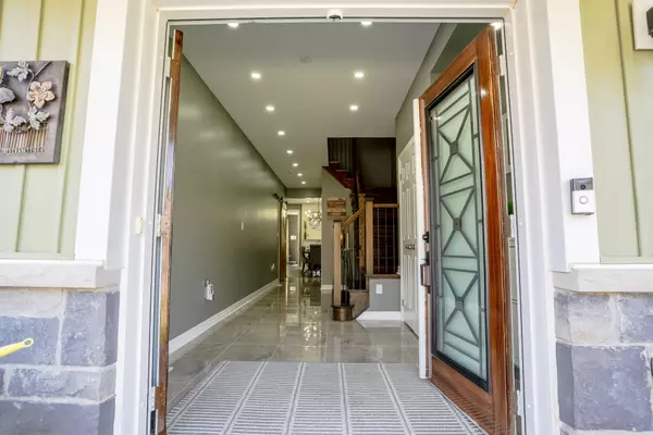 Oshawa, ON L1L 0L3,288 Pimlico DR