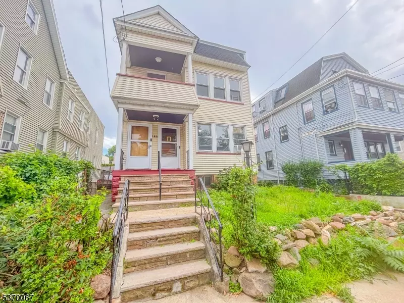 180 Hobson St, Newark City, NJ 07112
