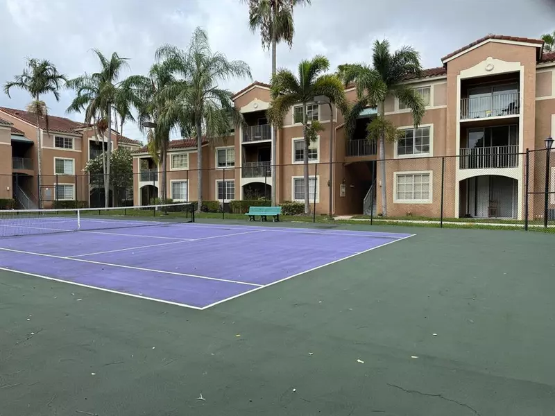 4808 N State Road 7 #204, Pompano Beach, FL 33073