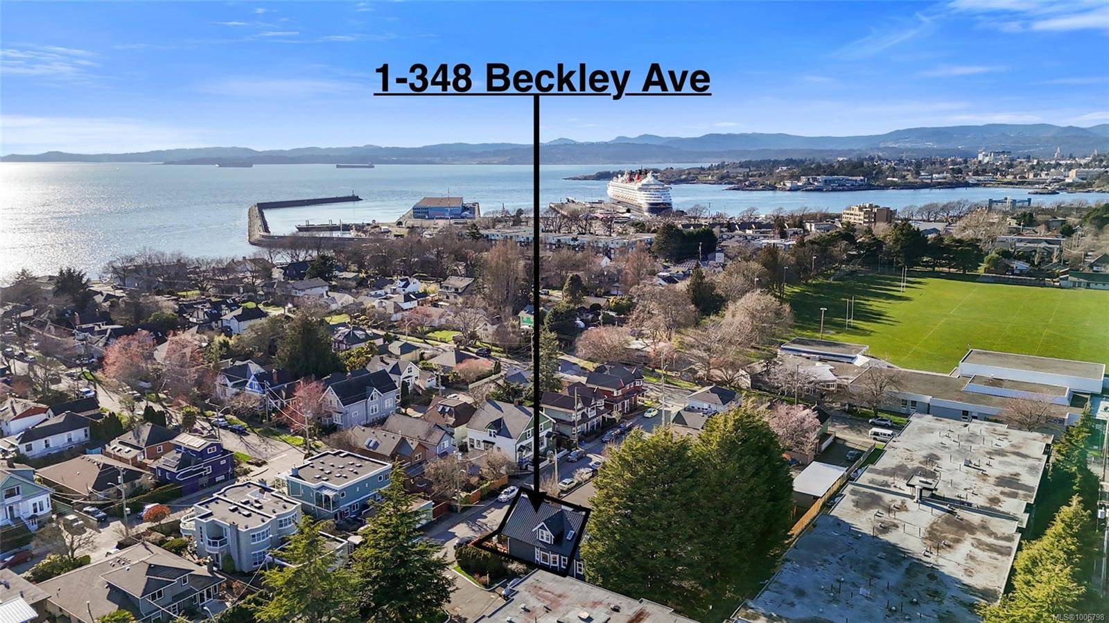 348 Beckley Ave #1, Victoria, BC V8V 1J5