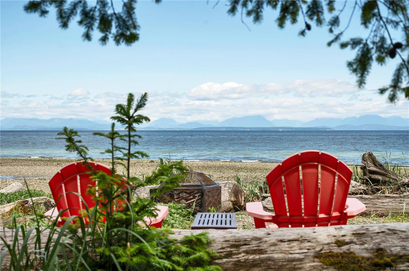 Black Creek, BC V9J 1J7,1396 Seaview Rd