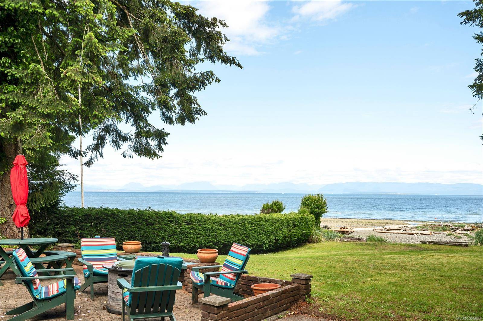 Black Creek, BC V9J 1J7,1396 Seaview Rd