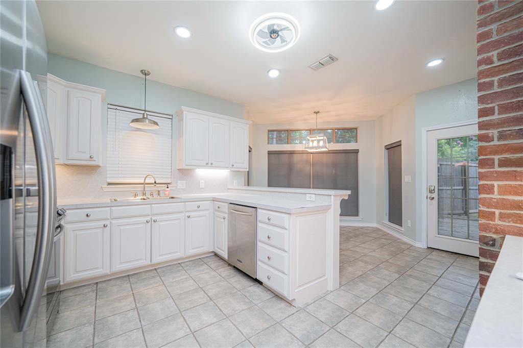 Van, TX 75790,169 Private Road 8519