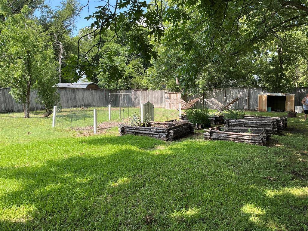 Clifton, TX 76634,503 N Avenue I