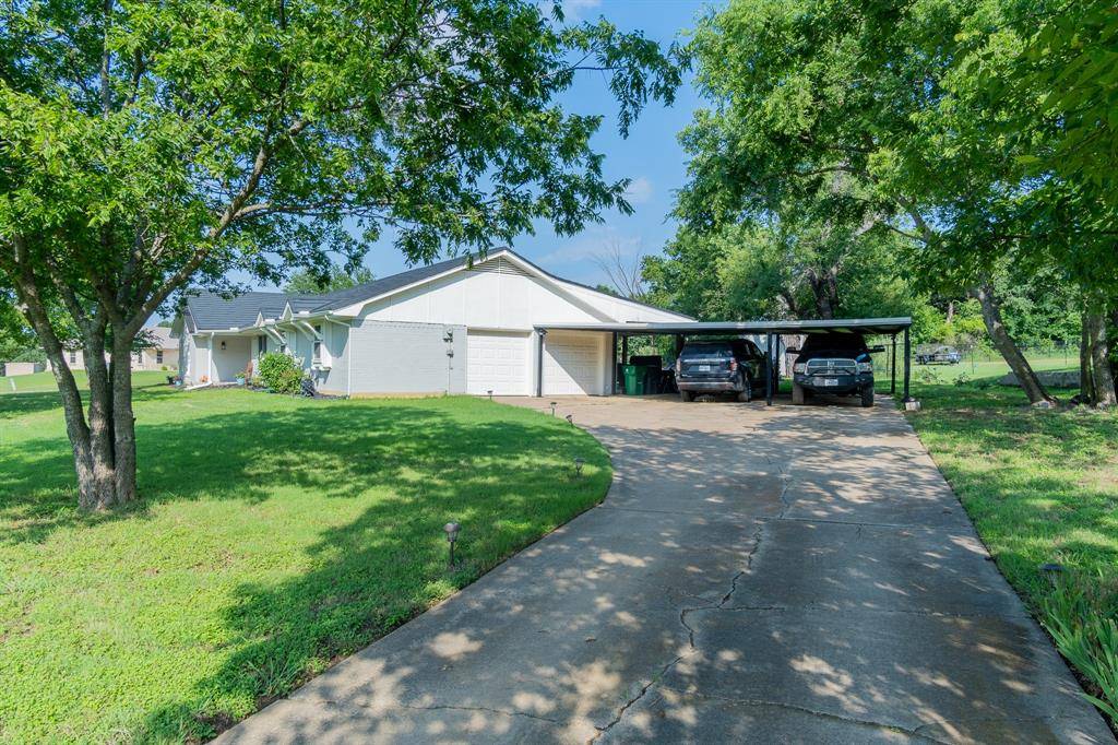 Joshua, TX 76058,201 Roaring Springs Drive
