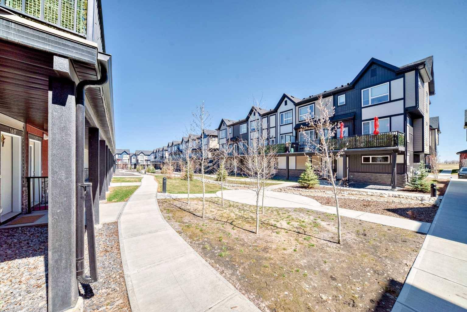 Calgary, AB T2X 4A5,850 Belmont DR SW #141