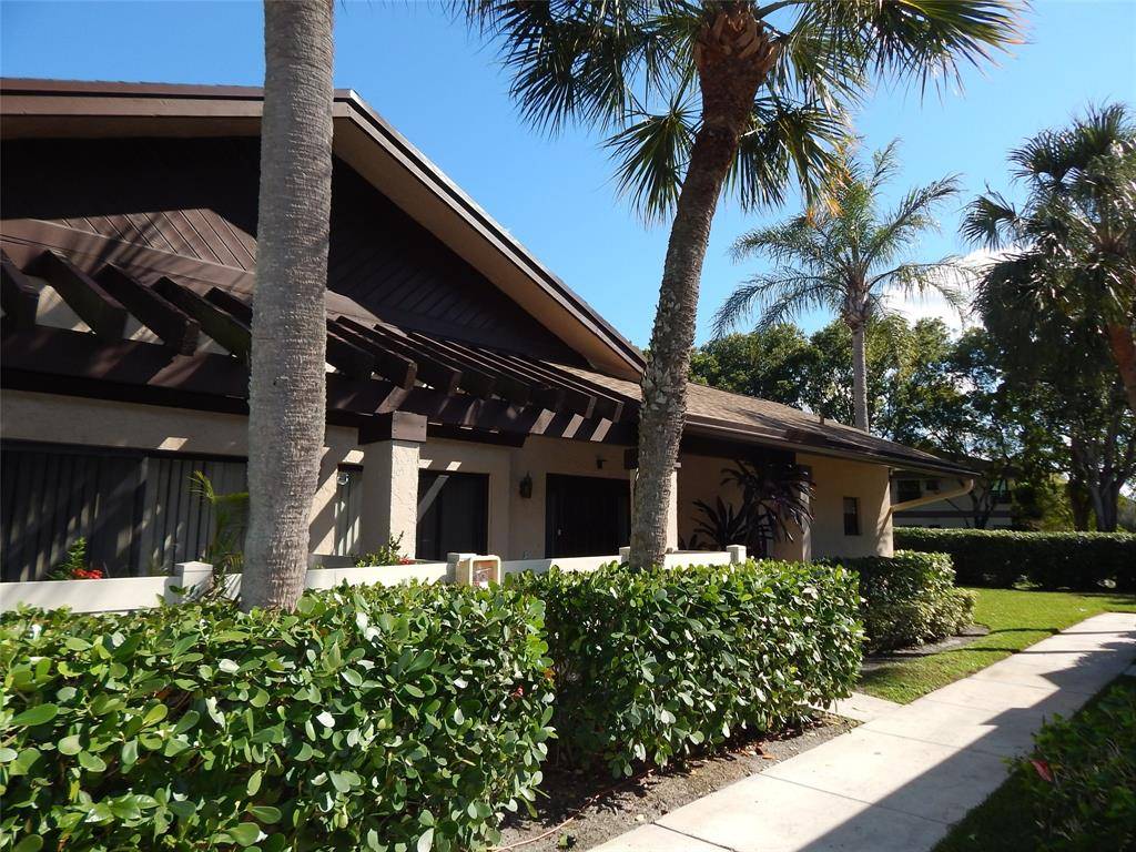 2615 N Carambola Cir #1701, Coconut Creek, FL 33066