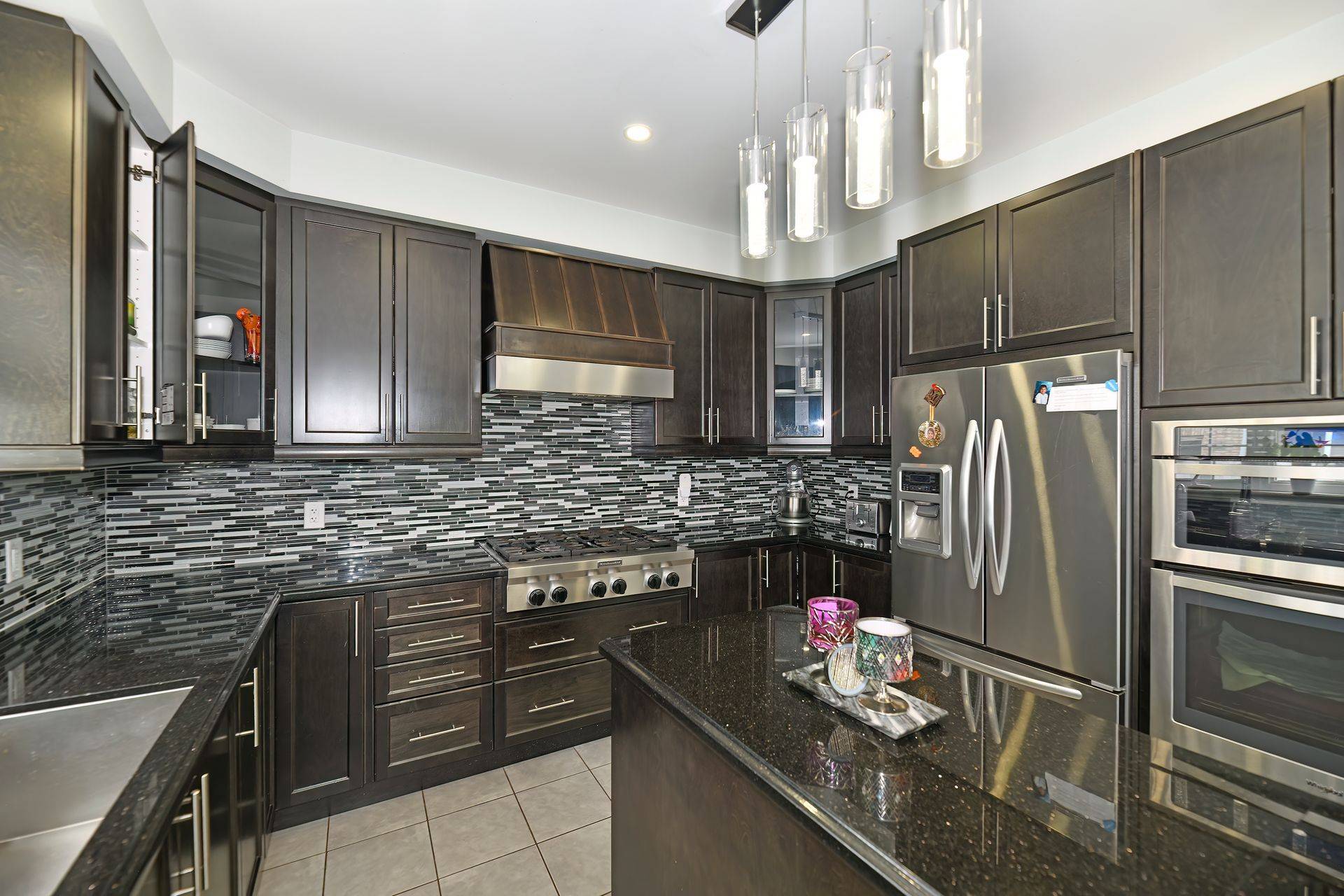 Bradford West Gwillimbury, ON L3Z 0B4,24 Faris ST