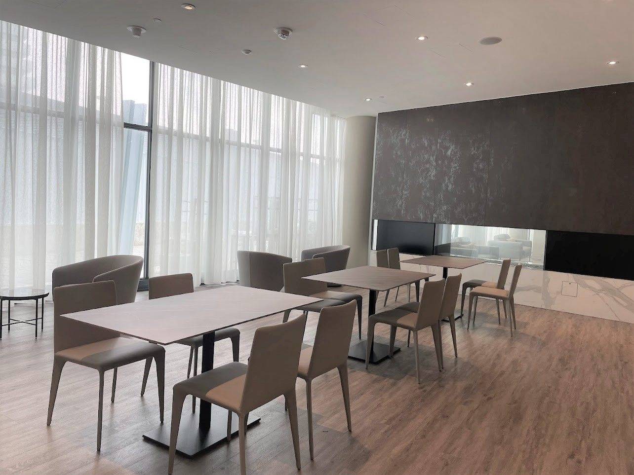 Mississauga, ON L5B 0M3,3900 Confederation Pkwy #5905
