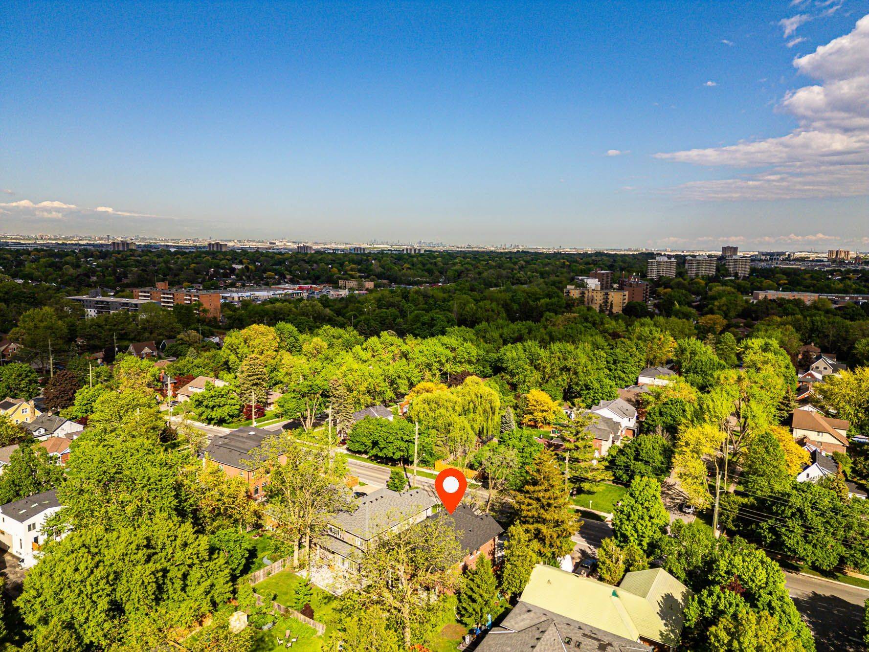 Brampton, ON L6Y 1E2,42 Harold ST
