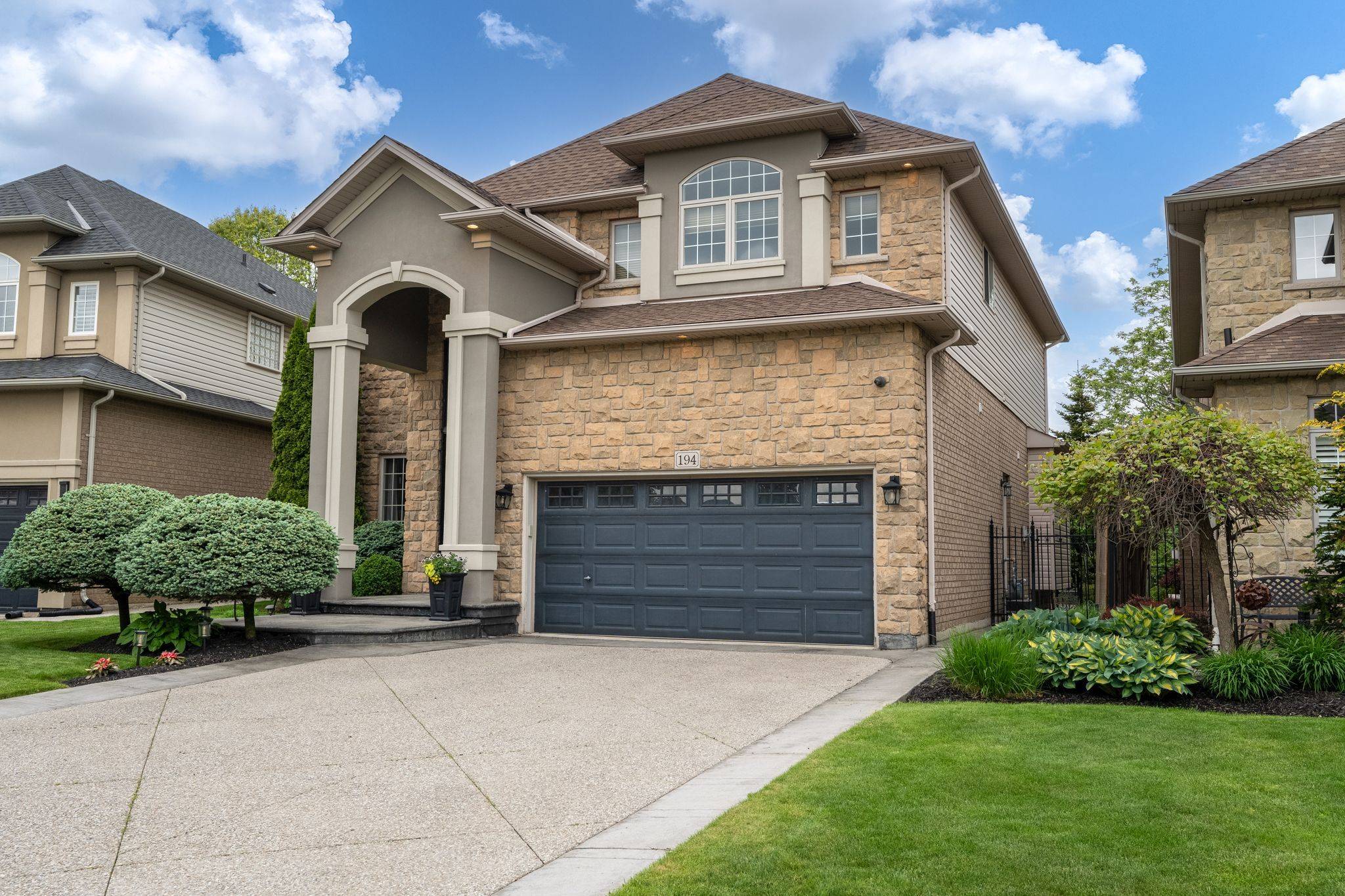 194 Joshua AVE, Hamilton, ON L9K 1R7