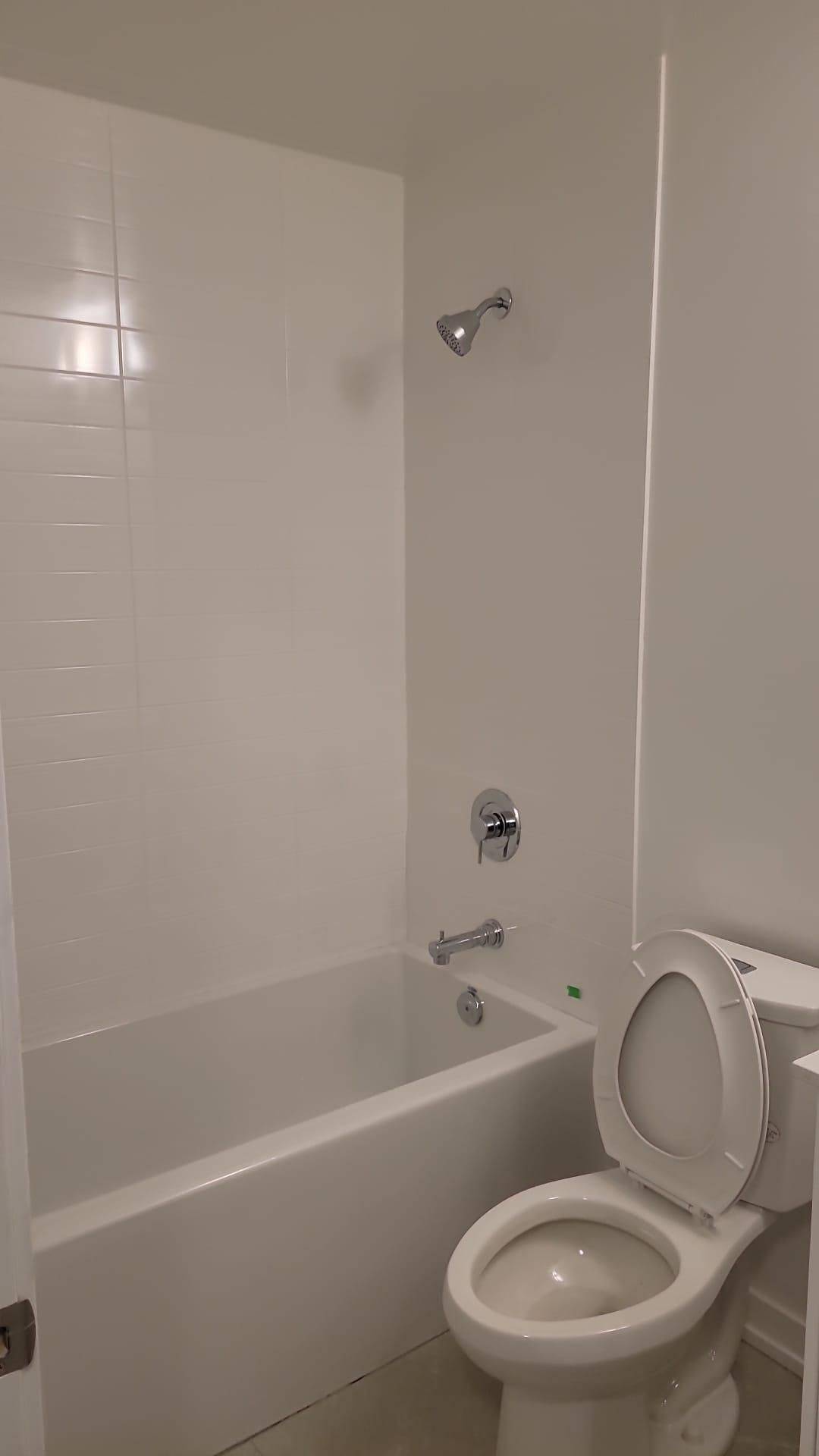 Kitchener, ON N2H 0C9,55 Duke ST W #336