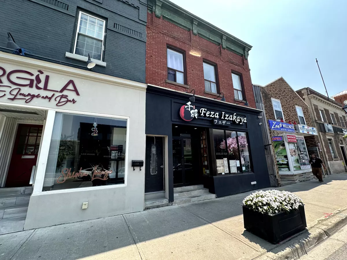 Aurora, ON L4G 1L8,15229 Yonge ST #2
