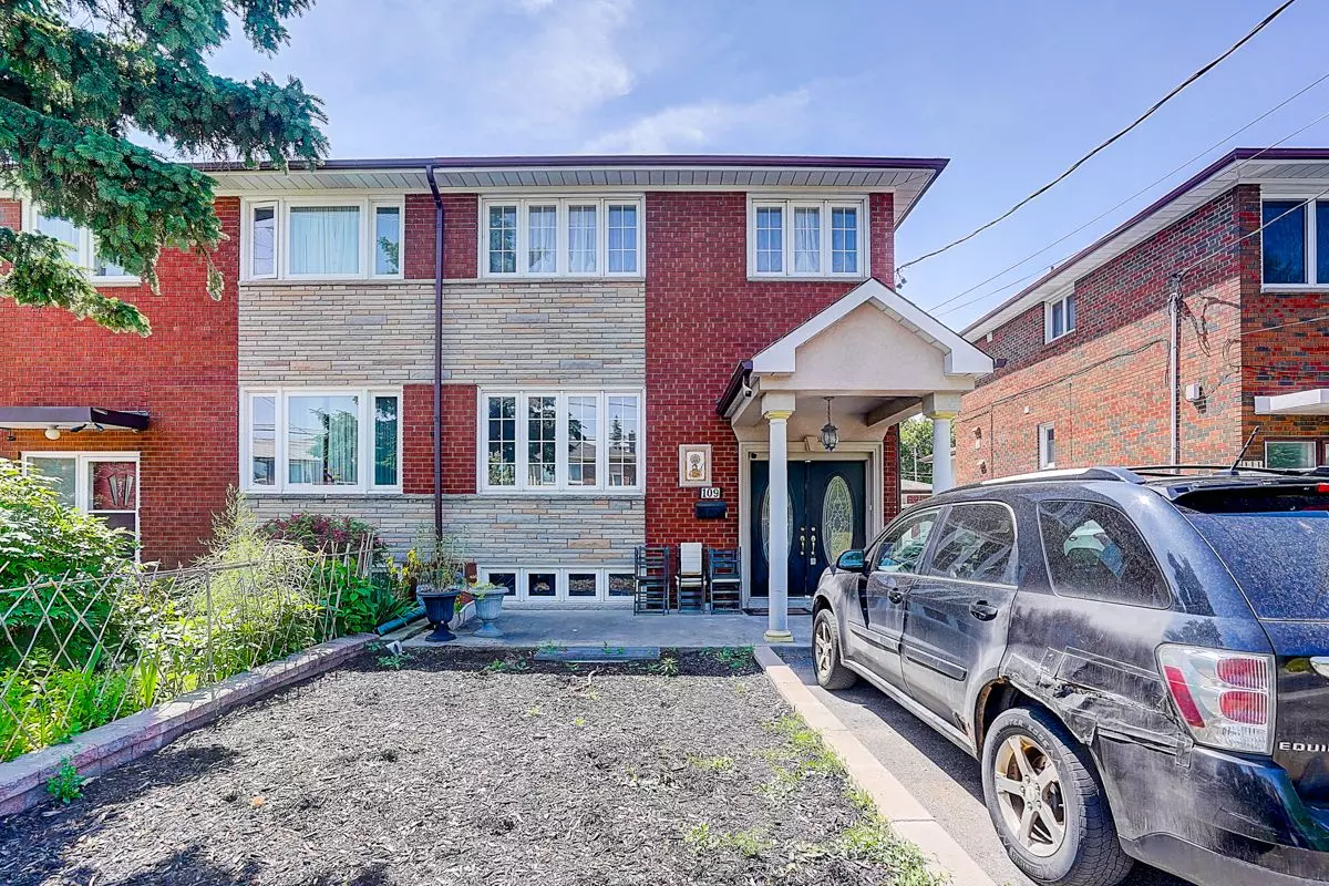 Toronto W03, ON M6N 2G4,109 Cayuga AVE