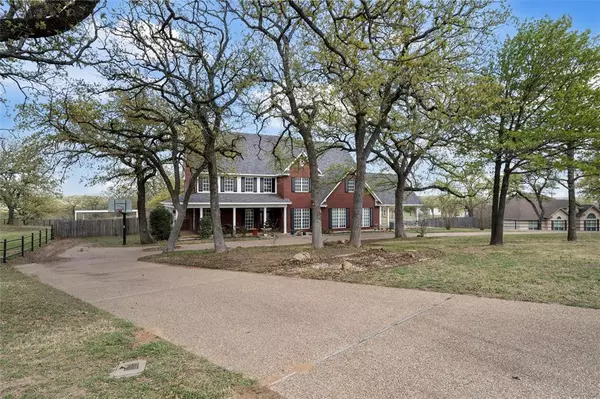 West, TX 76691,290 Bolton Circle