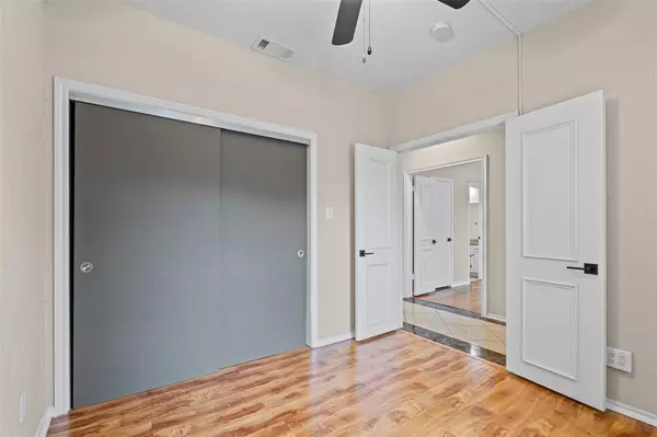 Dallas, TX 75248,5310 Keller Springs Road #322