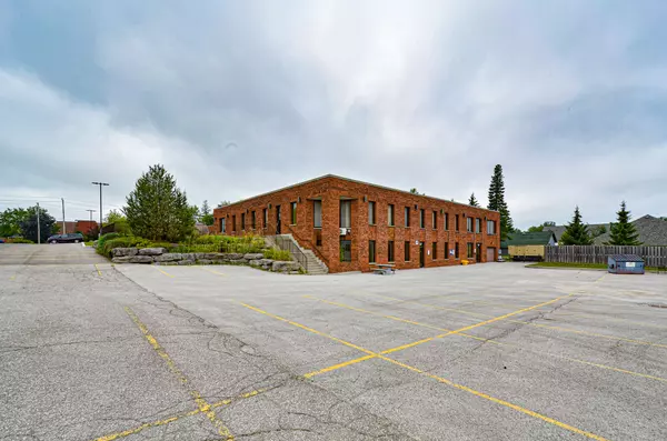 Kawartha Lakes, ON K9V 3L5,108 Angeline ST S #3-2200SqFt