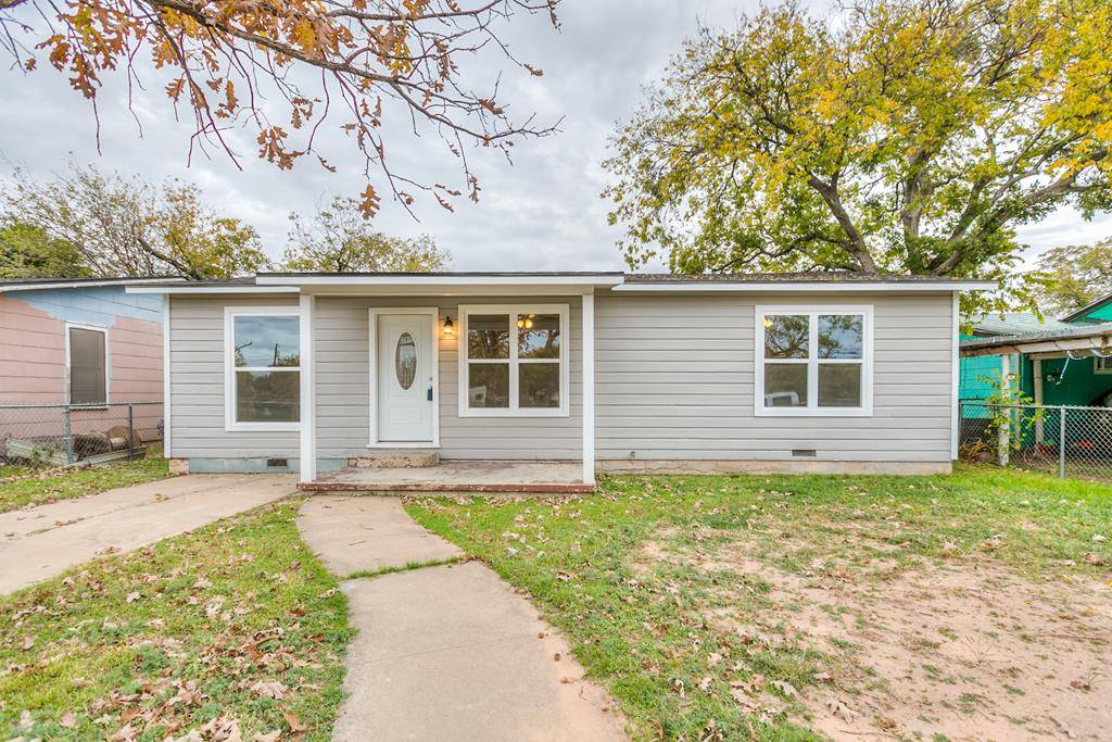 206 N Montague Ave, San Angelo, TX 76905