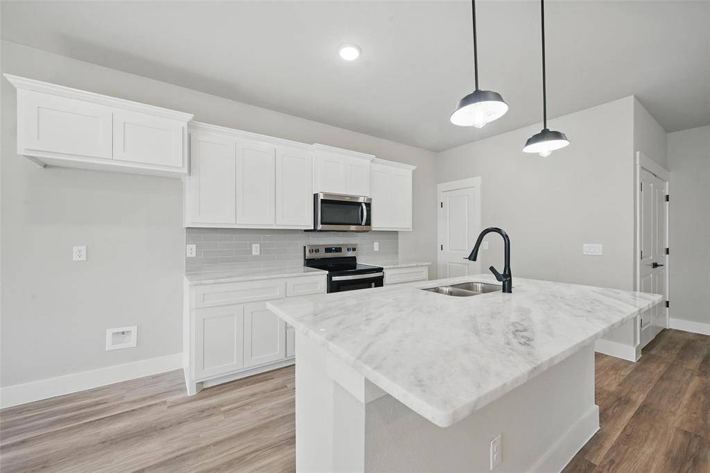 Whitesboro, TX 76273,506 Broadway
