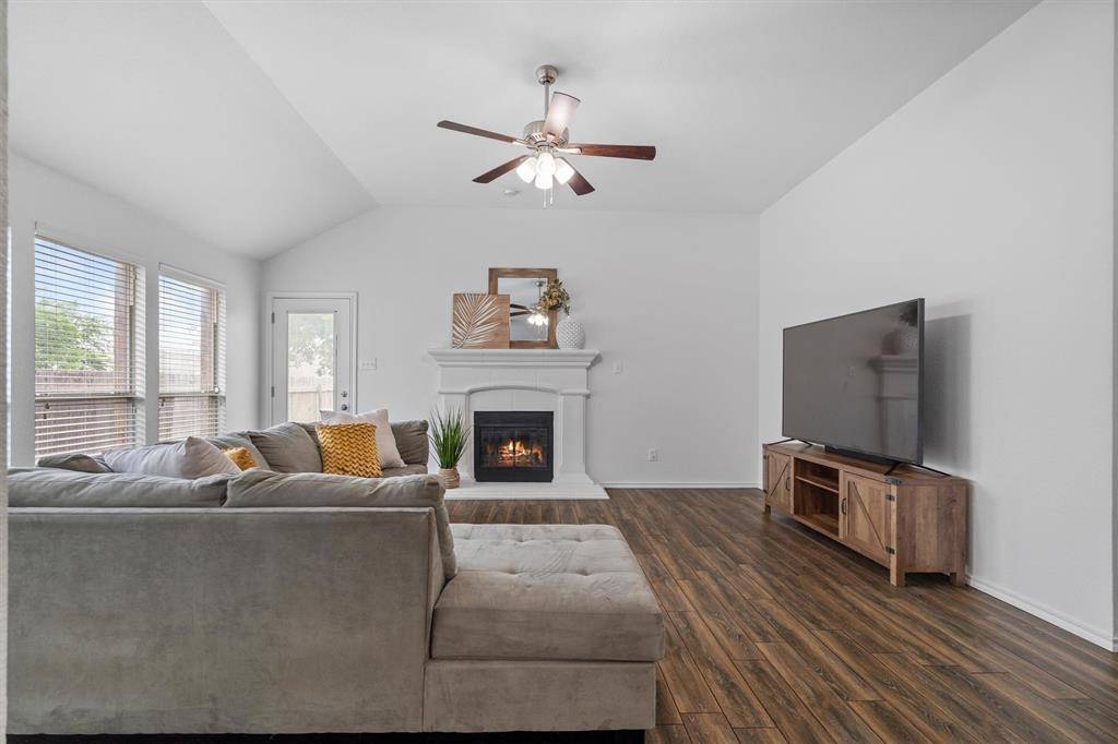Fort Worth, TX 76177,10149 Red Bluff Lane
