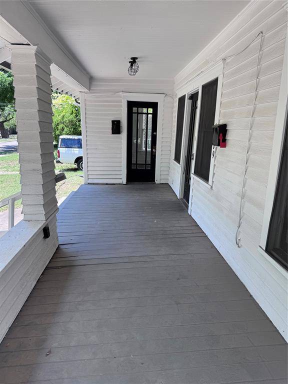 Dallas, TX 75214,5617 Victor Street
