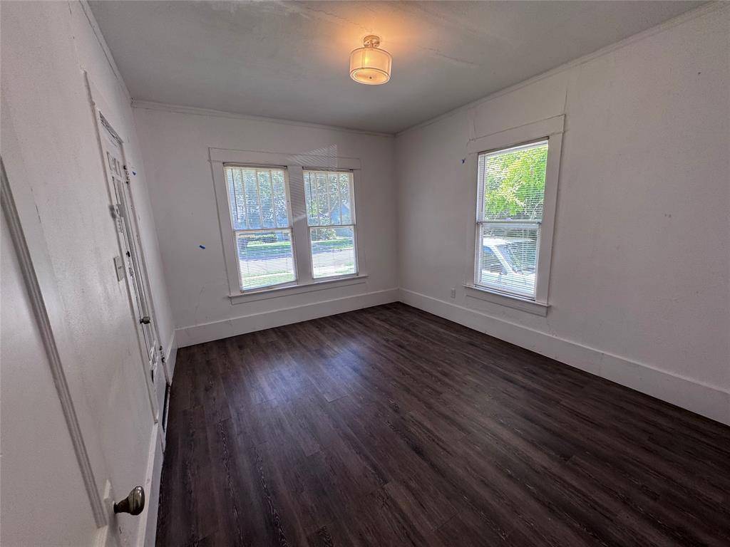 Dallas, TX 75214,5617 Victor Street