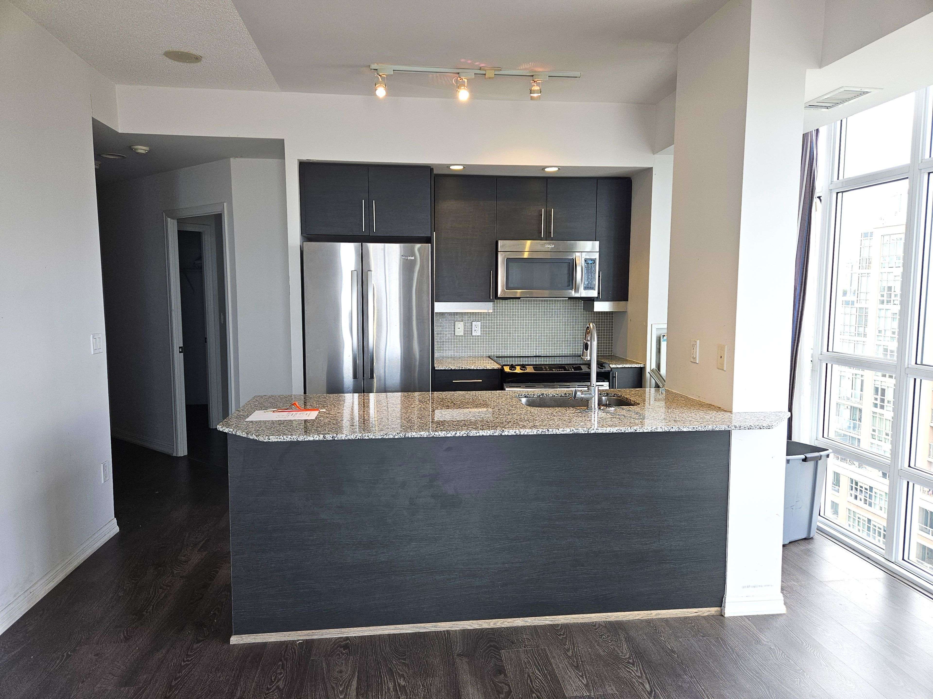 Toronto C01, ON M6K 3R3,75 East Liberty ST #1603