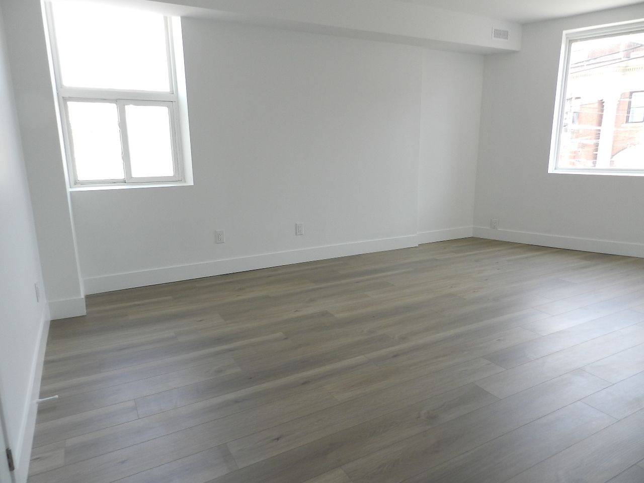 Toronto E01, ON M4M 2G9,577 Gerrard ST E #2/F