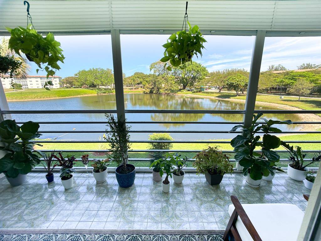 4301 Martinique Cir #H2, Coconut Creek, FL 33066