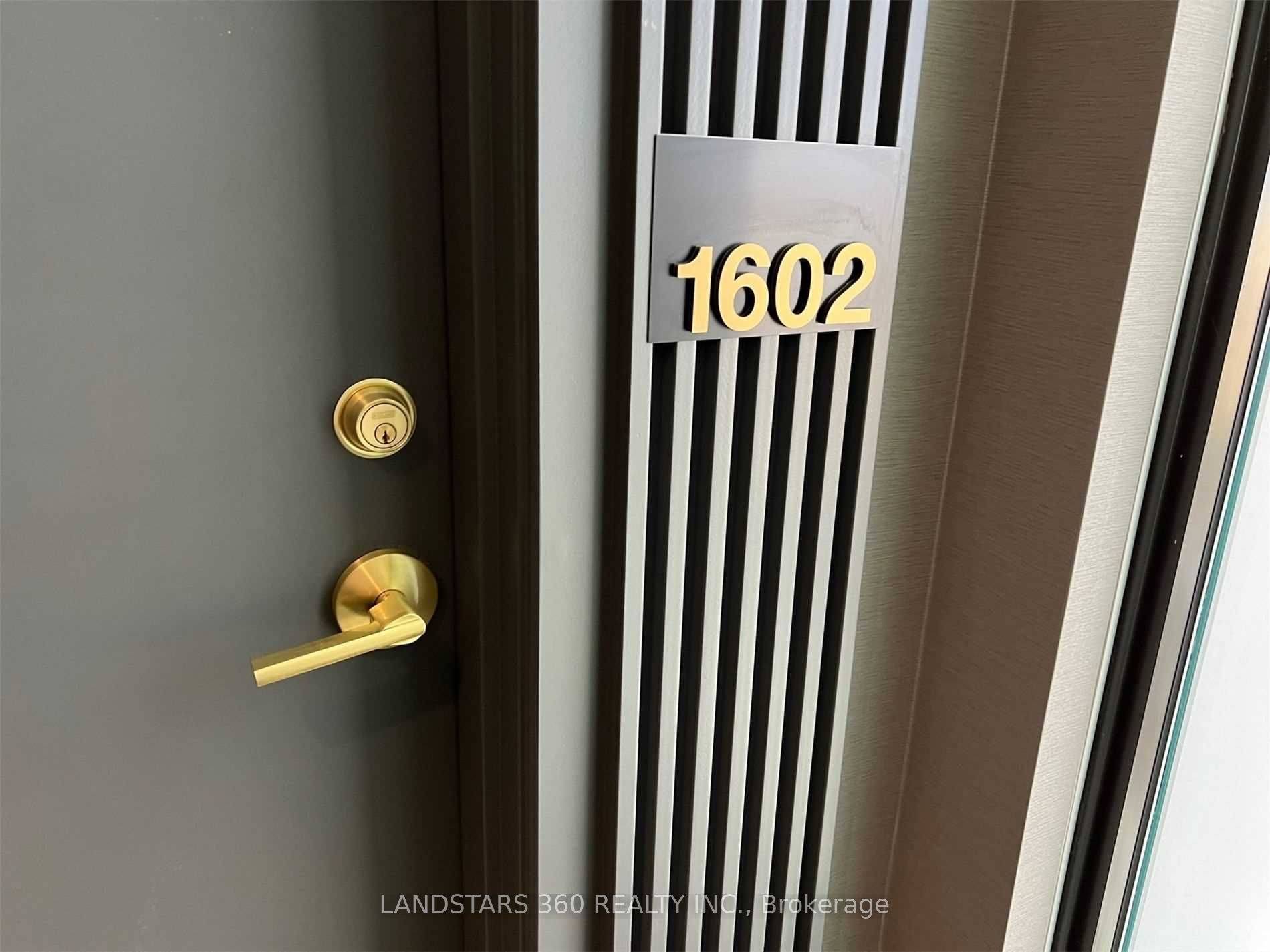 Vaughan, ON L4K 0J5,5 Buttermill AVE #1602