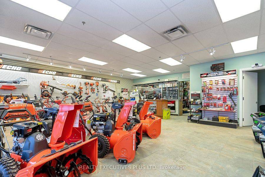 Toronto W10, ON M9W 6T5,6921 Steeles AVE W #5,6,7,9