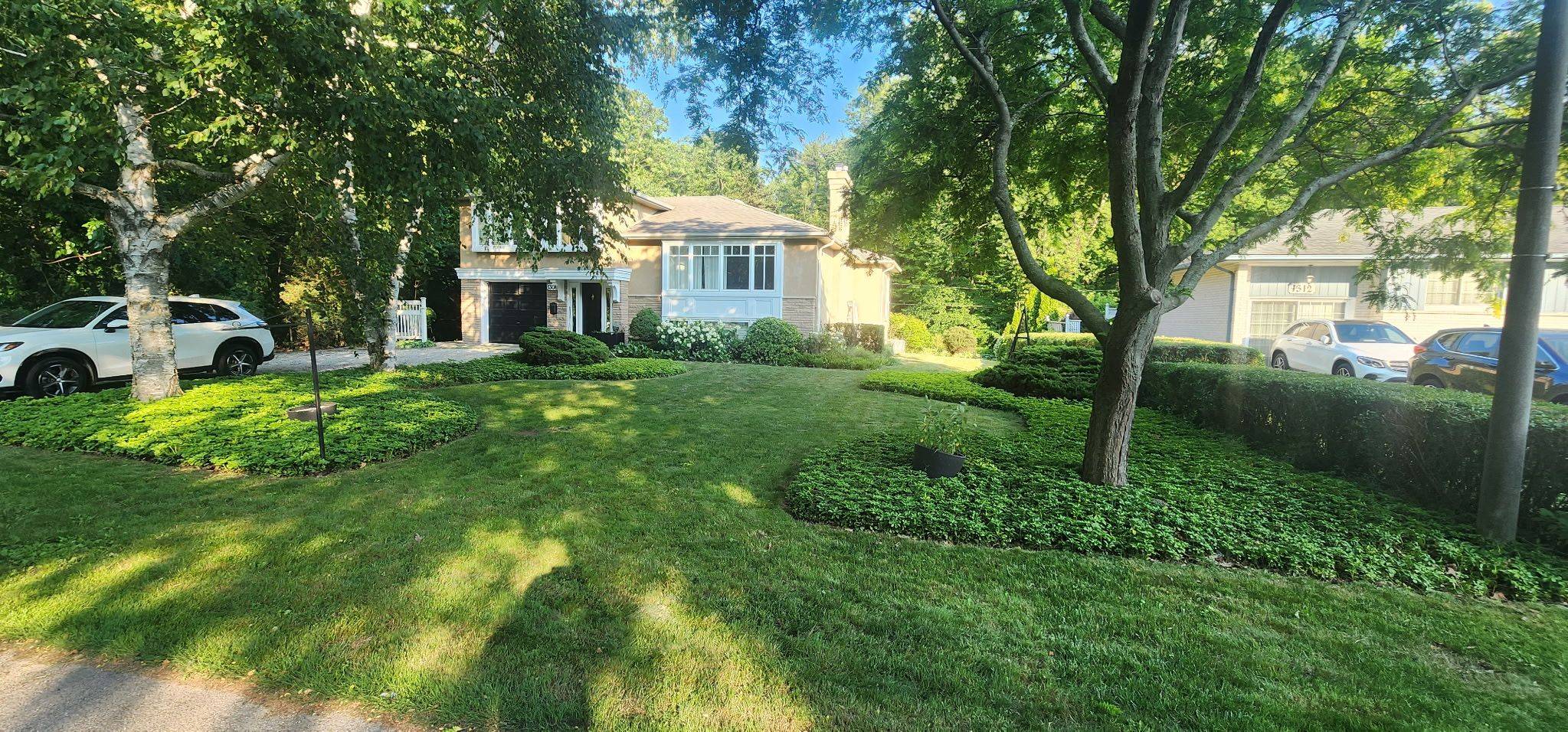 1306 Hixon ST, Oakville, ON L6L 1R6