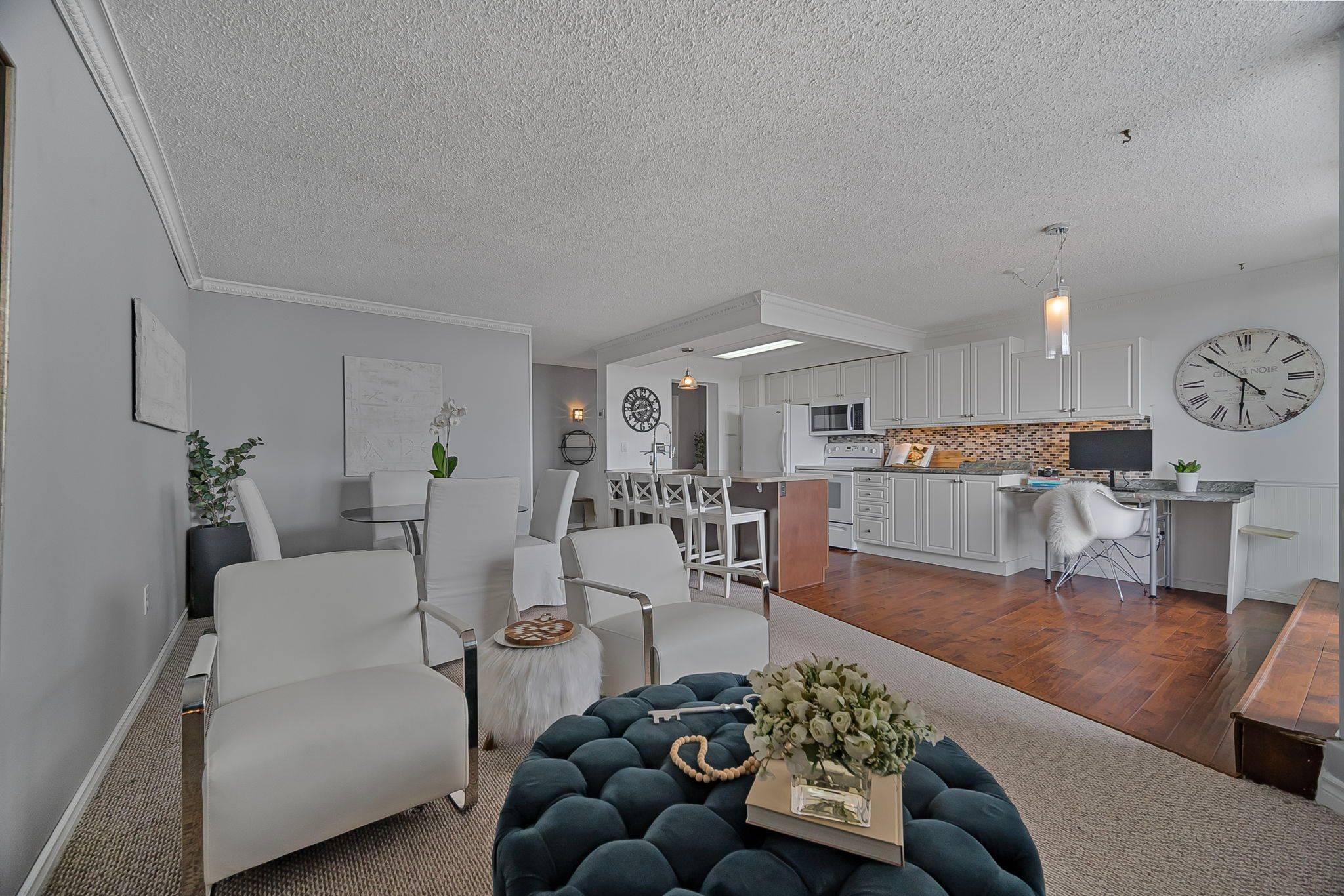 London East, ON N6B 3N3,363 Colborne ST #905