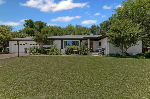 4304 Warnock Court, Fort Worth, TX 76109