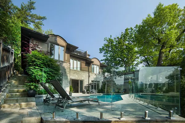 43 Riverside CRES, Toronto W01, ON M6S 1B5