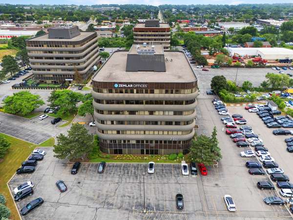 710 Dorval DR #310, Oakville, ON L6K 3V7