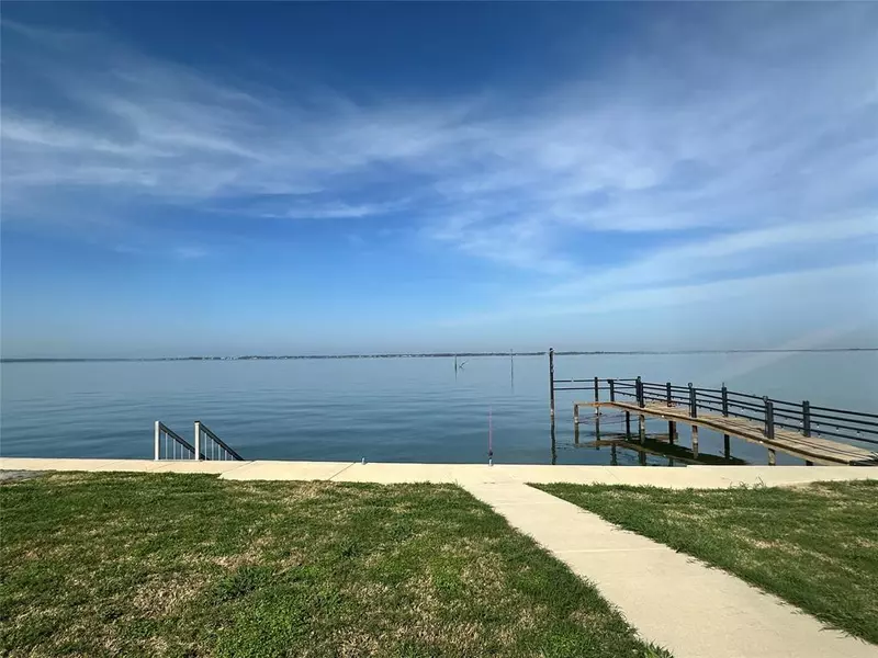 Lot 68 Peninsula Road, Kerens, TX 75144