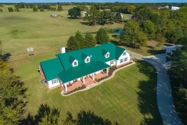 155 Private Road 7163, Wills Point, TX 75169
