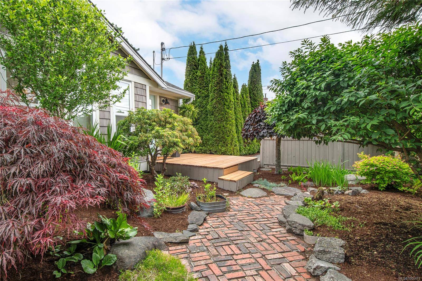 Campbell River, BC V9W 3Z3,470 6th Ave