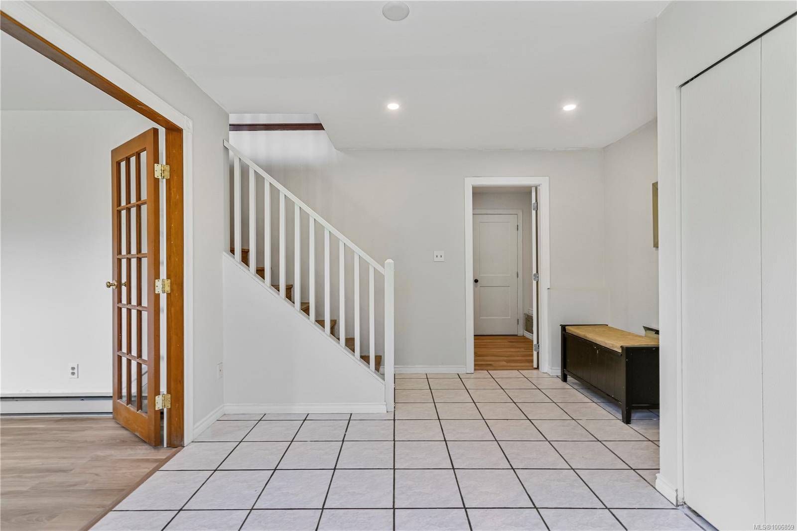Campbell River, BC V9W 6L3,1686 Passage View Dr