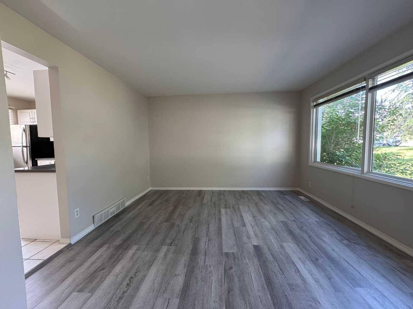 Calgary, AB T3E 7H4,372 Killarney Glen CT Southwest